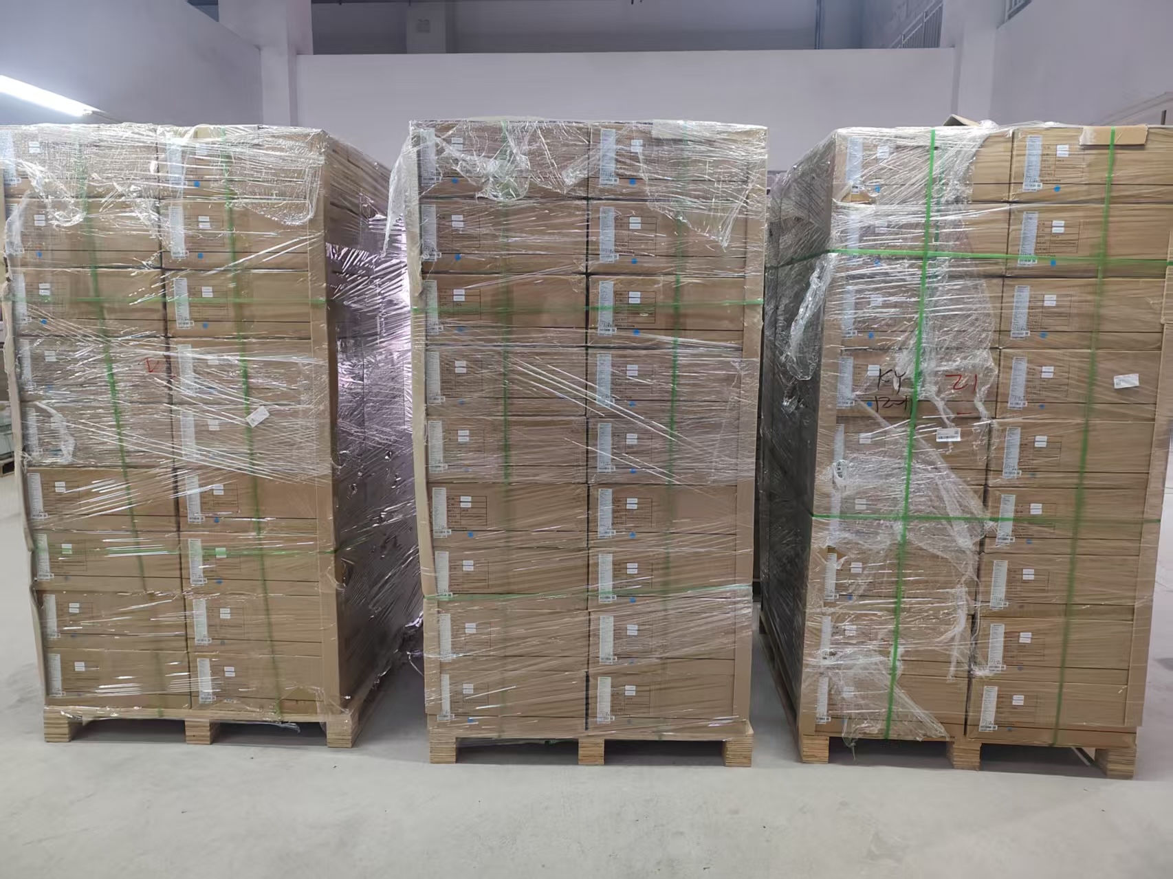 Jinko Solar N Type 625 -650W Bifacial - Image 3